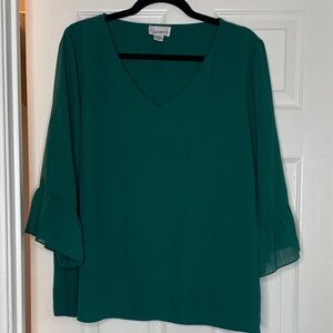 Elegant Green V-Neck Blouse